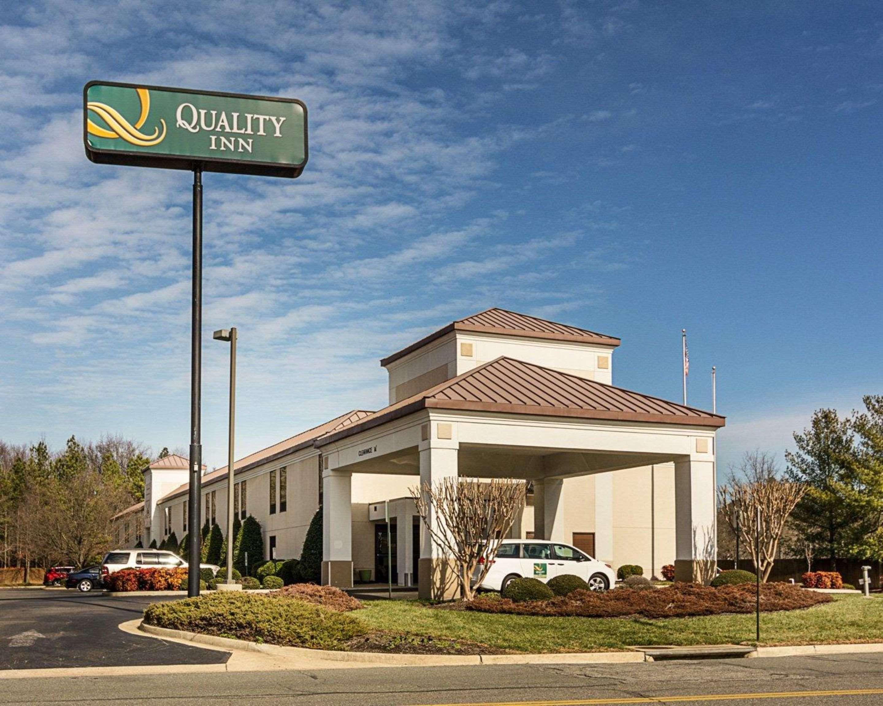 Quality Inn Richmond Airport Sandston Exterior photo